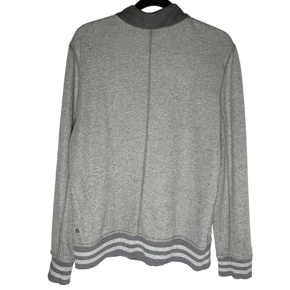 Lululemon Men's Le Pullover 1/4 Button Up Heathered Gray Sweater Kangaroo Pocket - Picture 3 of 9